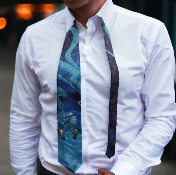 Bergamo Collection Tie Dreamcatcher Mystic Moonlight Wolf Classic Length - Picture 1 of 7